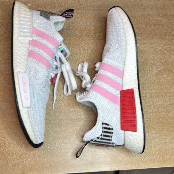 Adidas NMD R1 - Picture 7 of 11